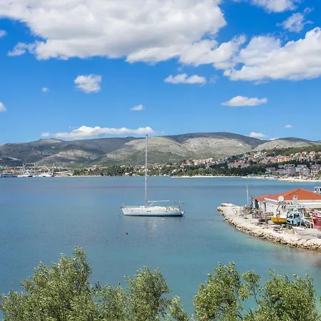 By The Sea Okrug Gornji, Ciovo - 9693 * 트로기르