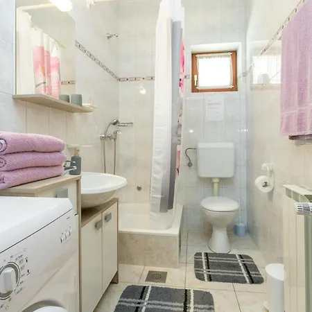 아파트 By The Sea Okrug Gornji, Ciovo - 9693 트로기르