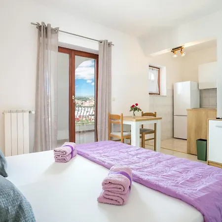 Apartment By The Sea Okrug Gornji, Ciovo - 9693 Trogir